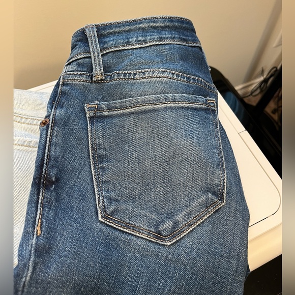 2 pairs of Old Navy Maternity Jeans - Picture 4 of 6